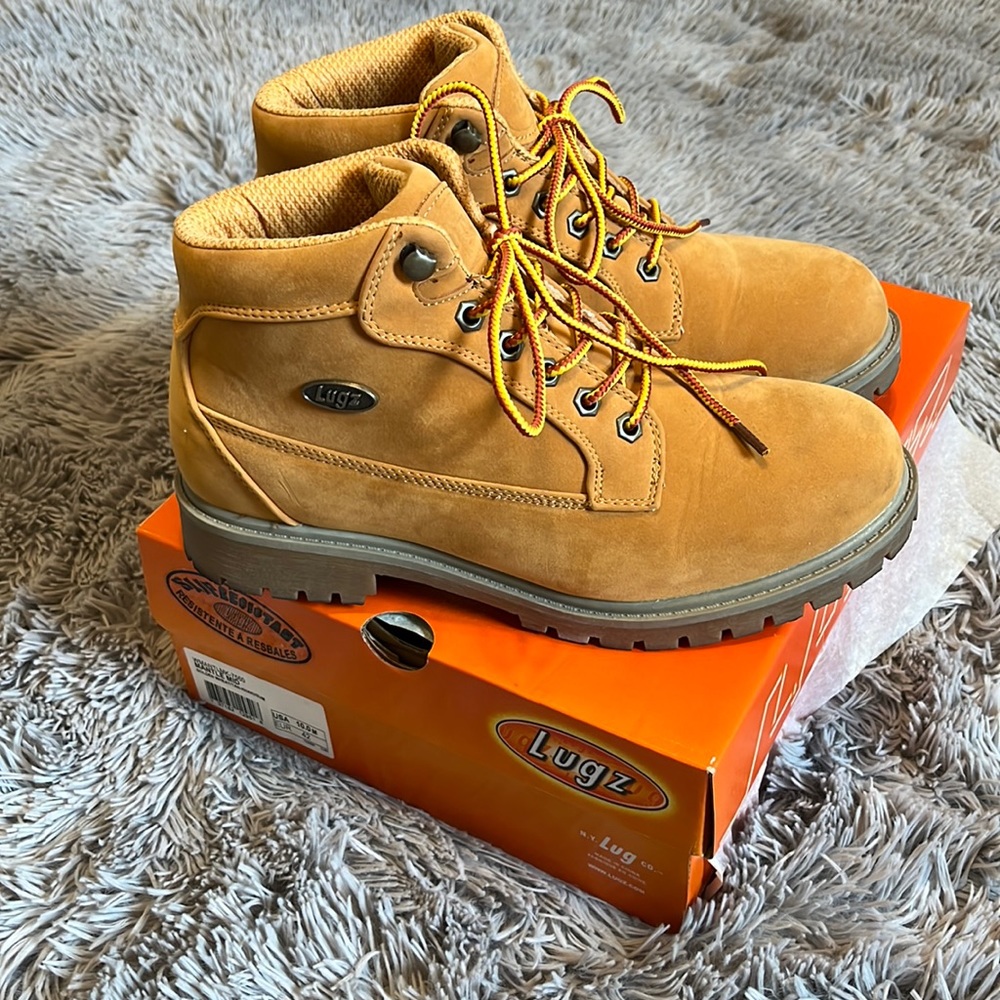 NIB Lugz mantle mid boots in golden wheat/tan NEVER WORN! 🥾👢